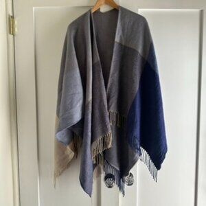 Uniqlo Color Block 2-Way Wrap